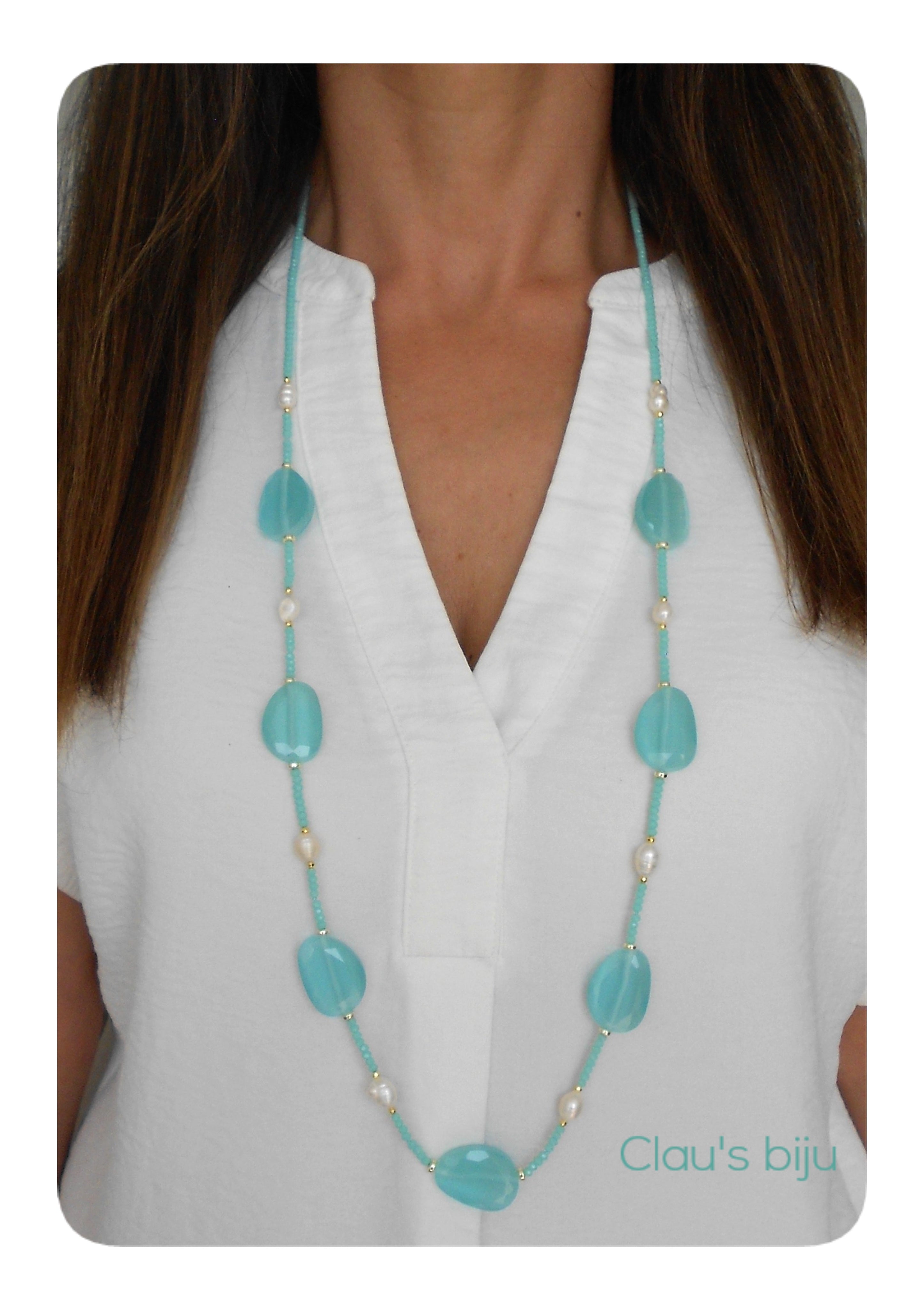 Colar com pedras naturais