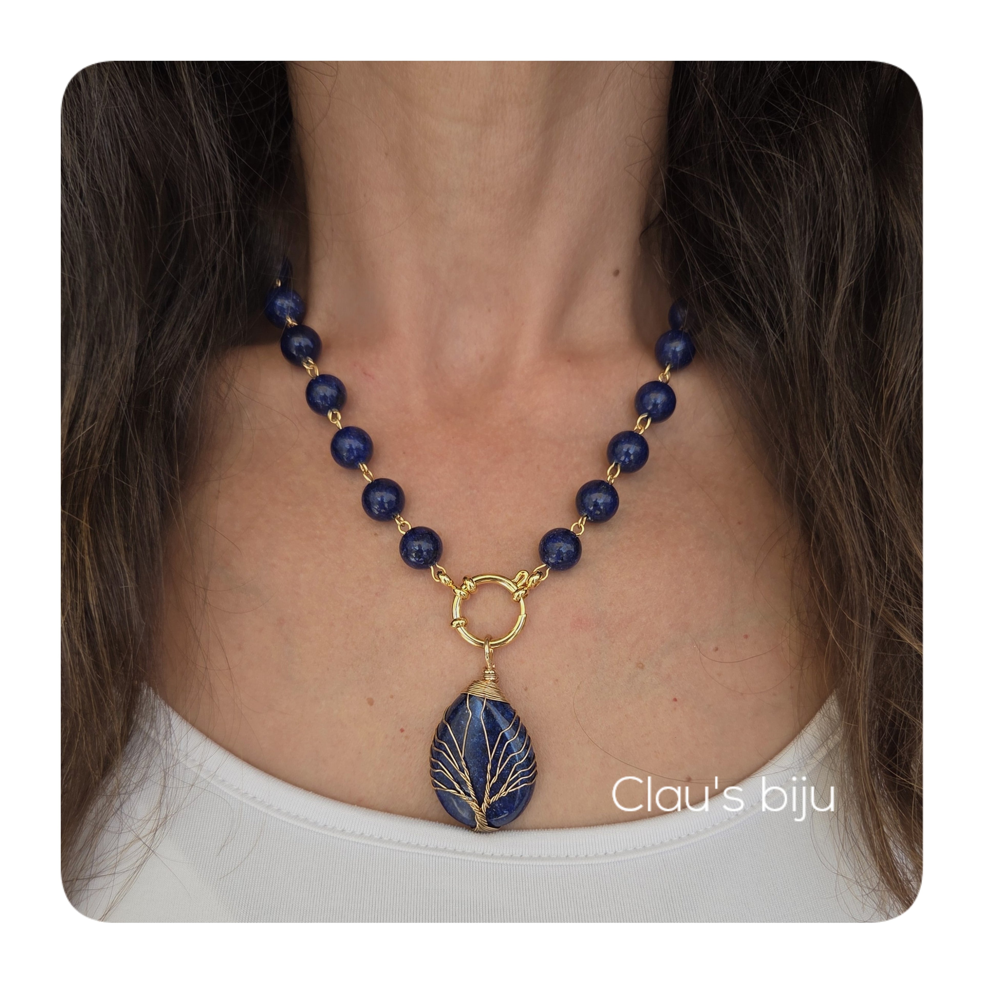 Colar com pedras lápis lazuli