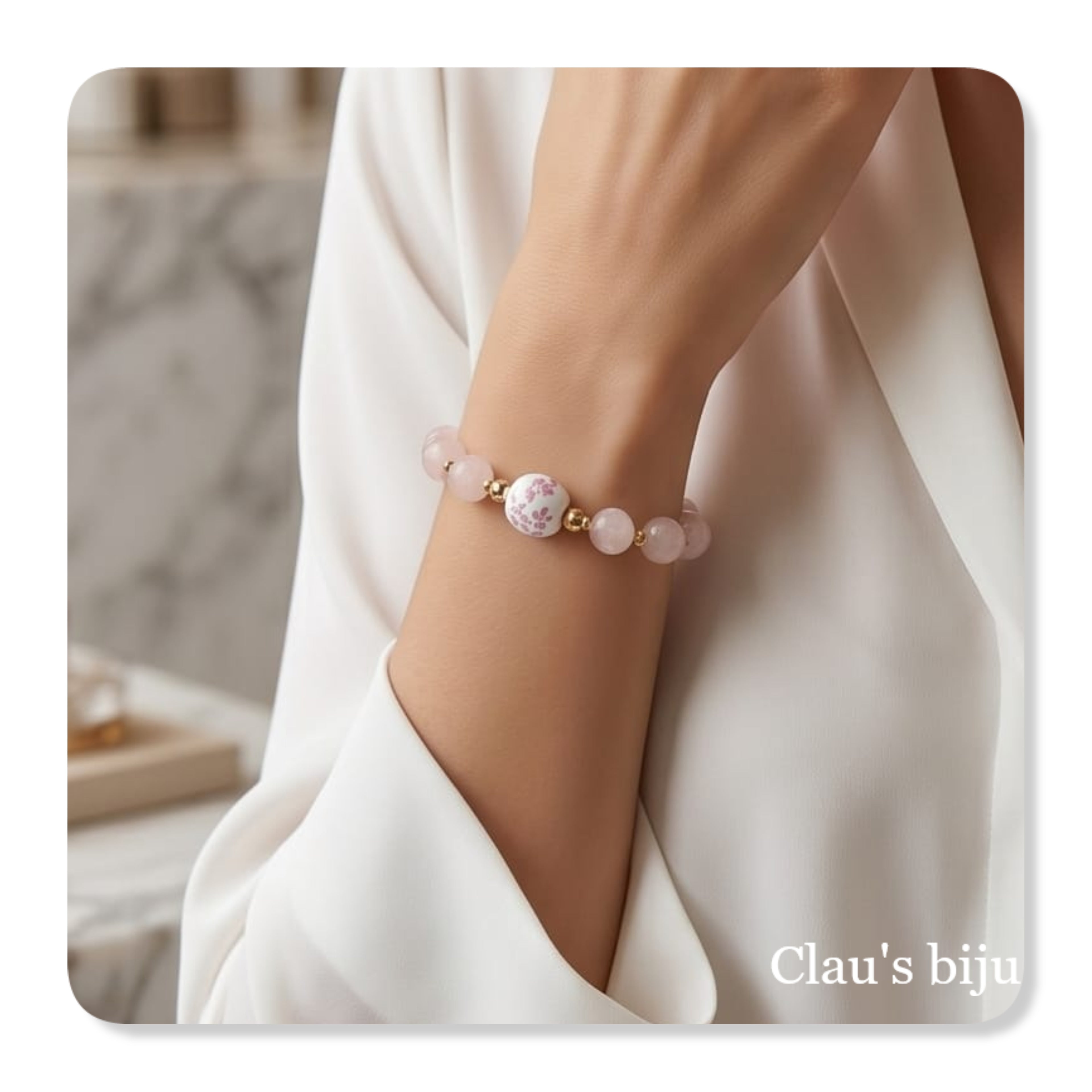 Pulseira com pedras Quartzo rosa com peça em cerâmica