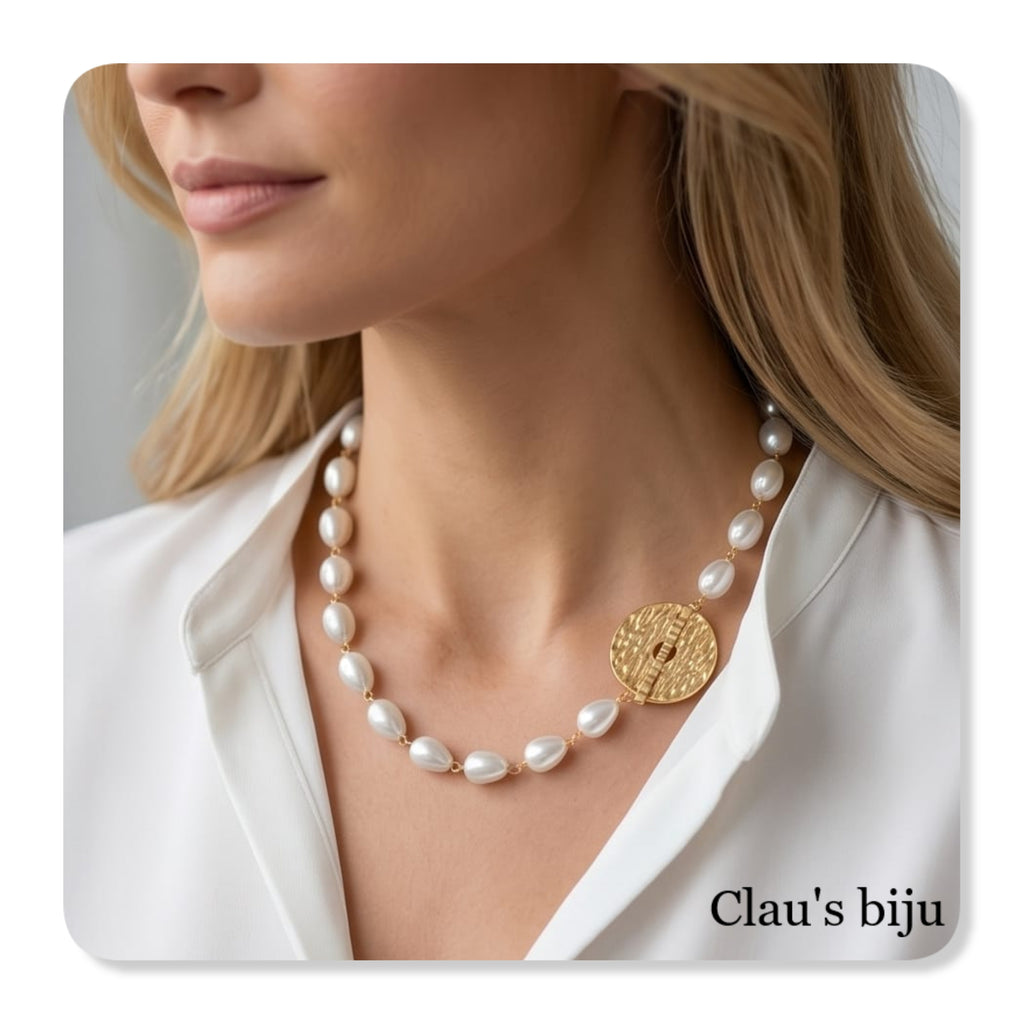 Freshwater pearl necklace