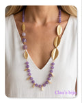 Necklace with lilac jade stones and 18-karat gold-plated pieces.