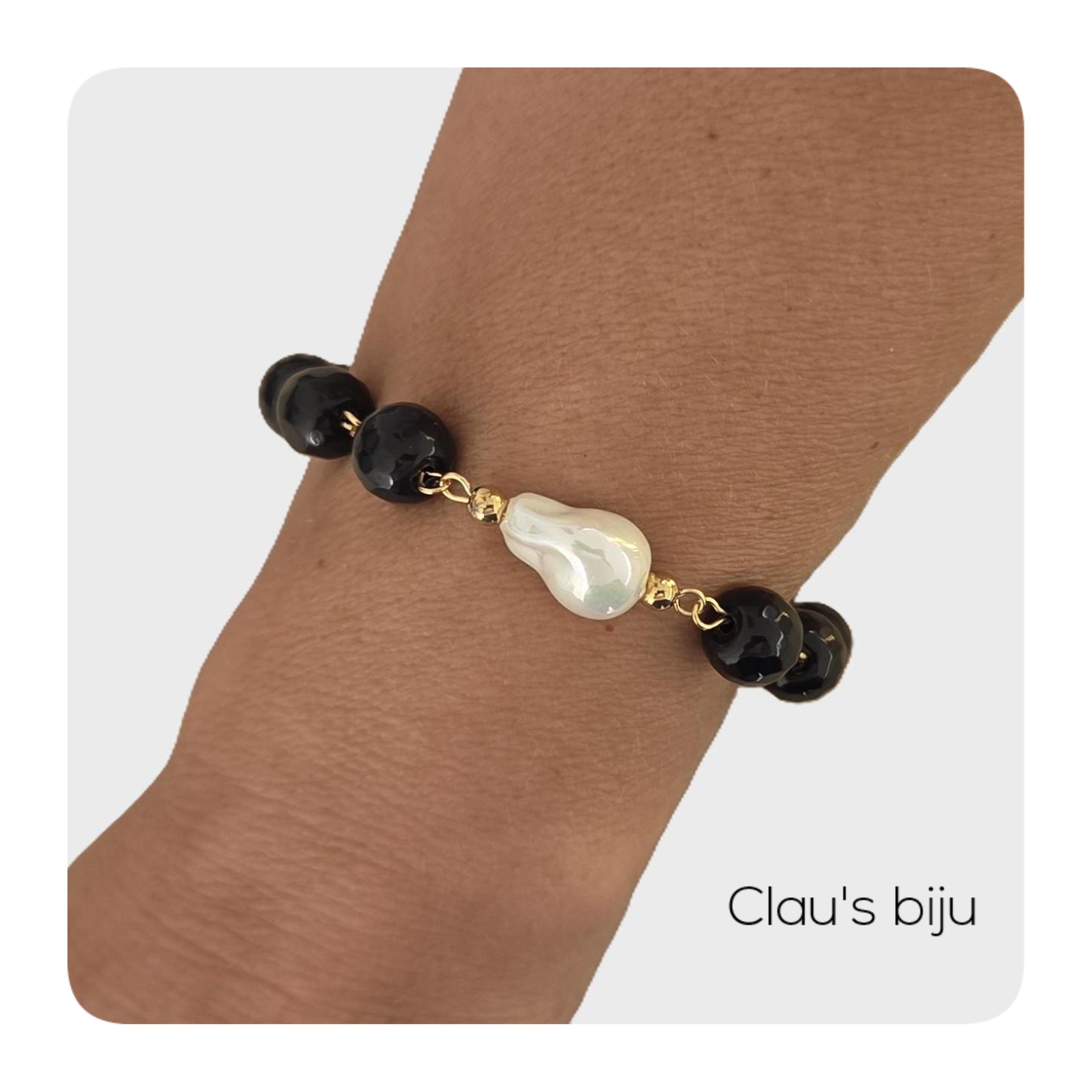 Colar com pedras ónix com peças em aço