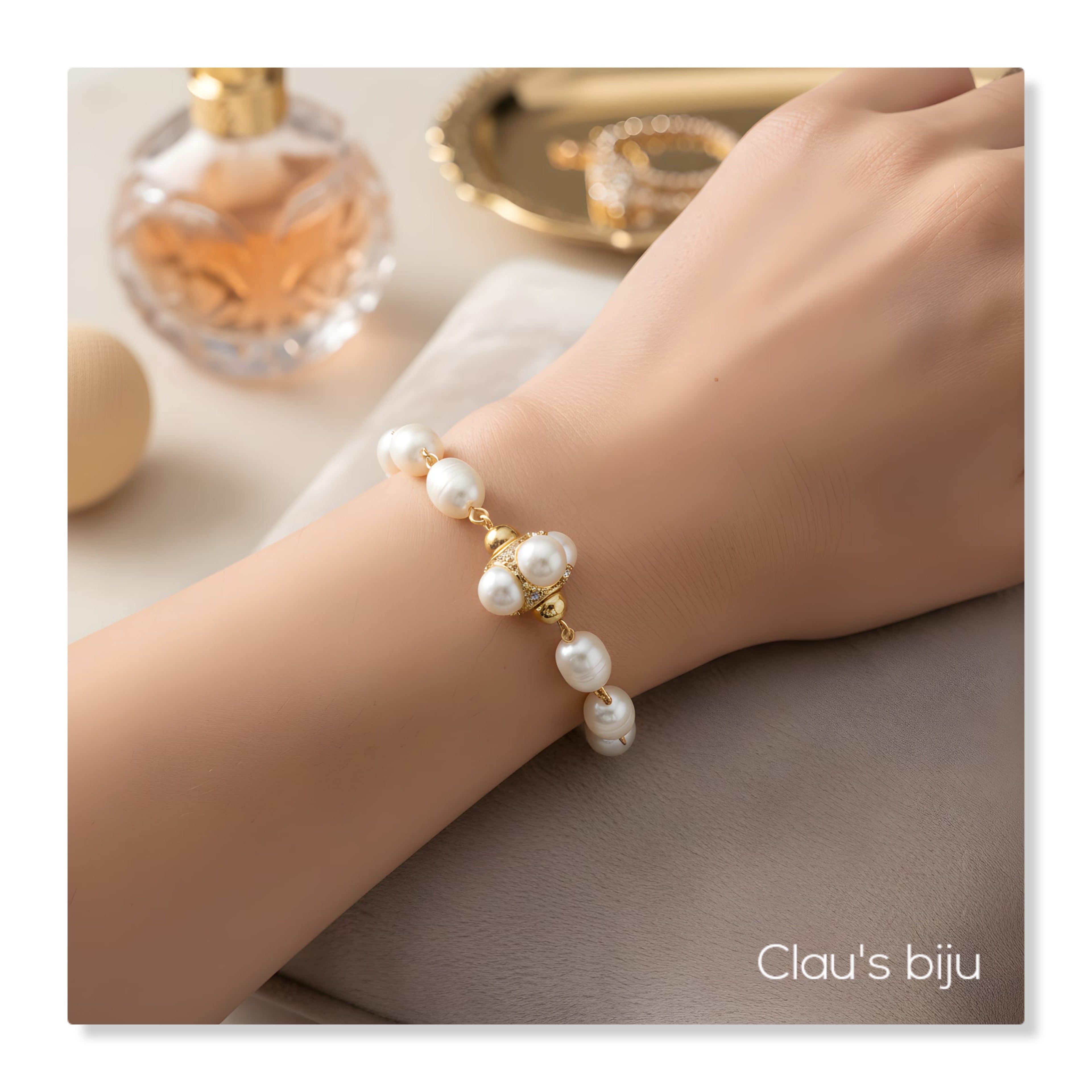 Freshwater pearl bracelet with steel parts.