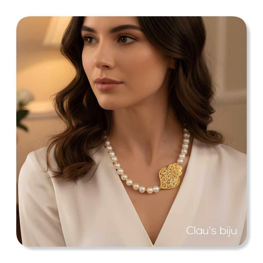 Bracelet de perles d'eau douce avec un motif cœur Viana, en acier.