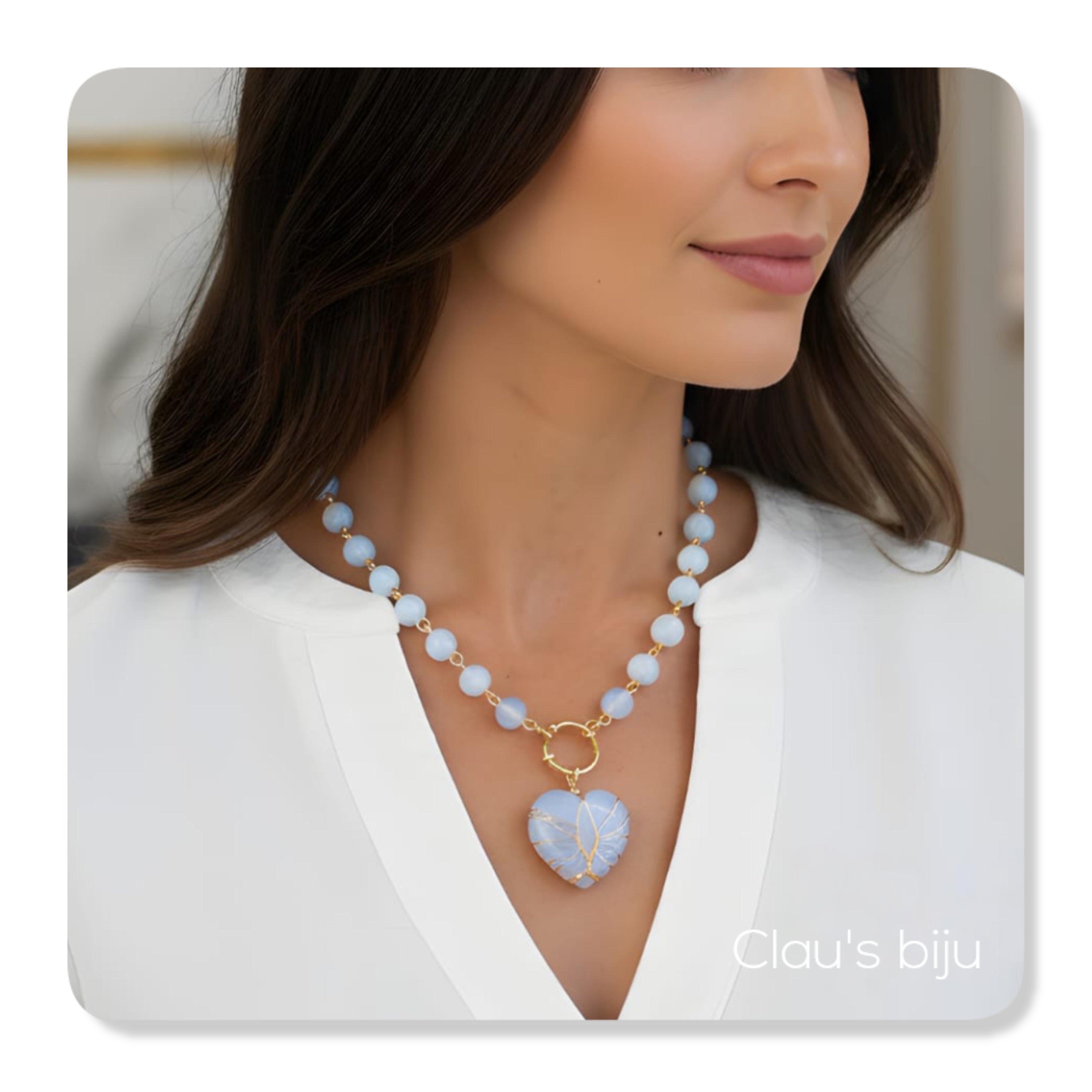 Colar com pedras Opala