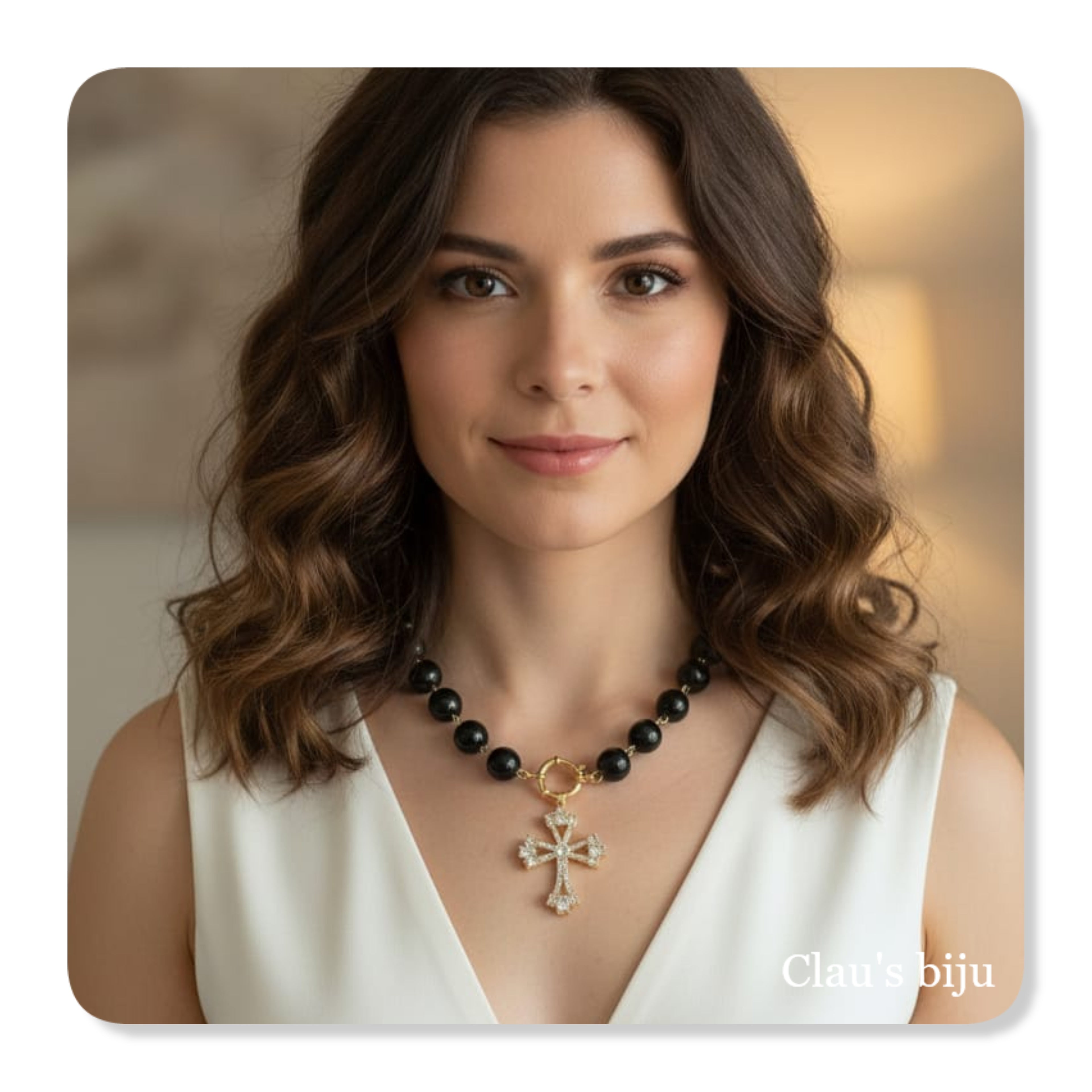 Colar com pedras ónix e peças em aço