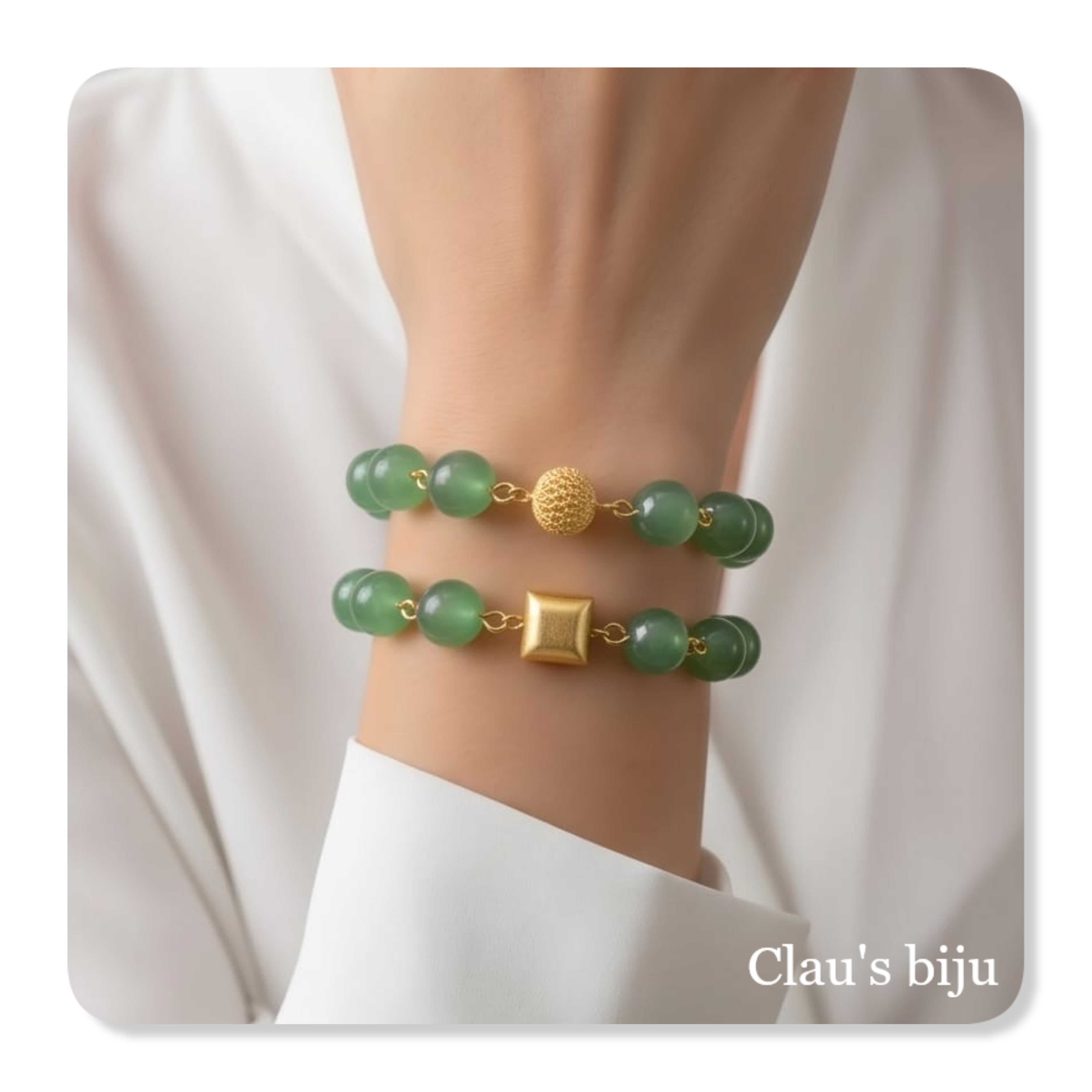 Bracelets with Aventurine stone and gold-plated pieces.